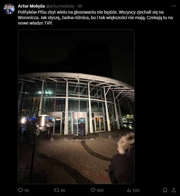 Tak wyglądała nocna "obrona" TVP przez PiS