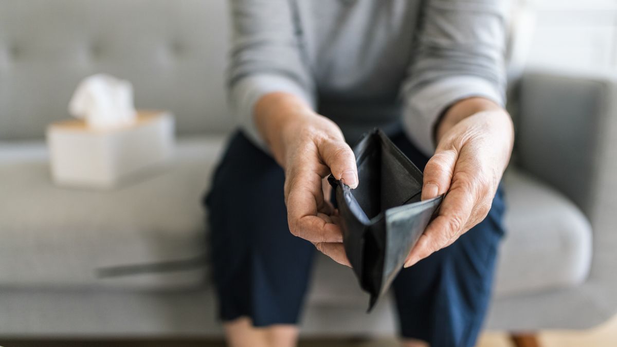 Desperate elderly woman unhappy with the rising cost of living
money, inflation, old, woman, person, elderly, people, senior, finance, pension, retirement, financial, pensioner, table, grandmother, euro, home, savings, age, budget, cash, banking, saving, mature, bank, counting, wealth, coin, bill, problem, retired, loss, debt, pay, economy, help, expensive, groceries, heating, electricity, payment, bills, expenses, broke, afford, cheap, deal, cost, monthly, rent