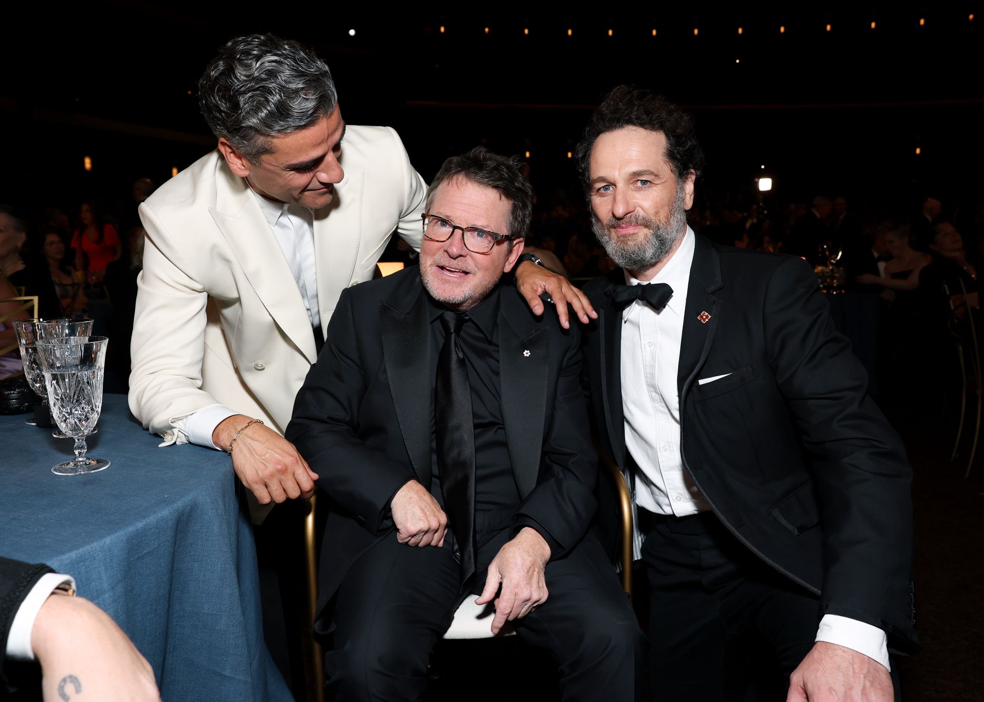 Oscar Isaac, Michael J. Fox i Matthew Rhys