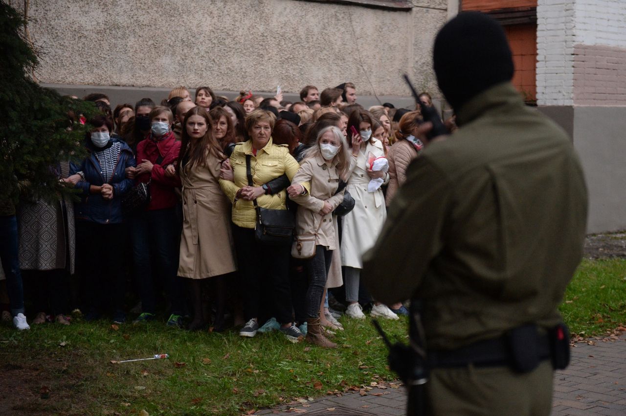 Białoruś. Kobiety są siłą protestów? "Chcą odzyskać swoje prawa"