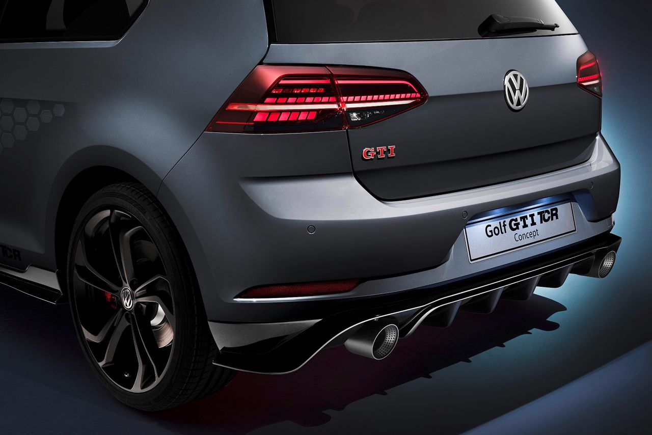 VW Golf GTI TCR