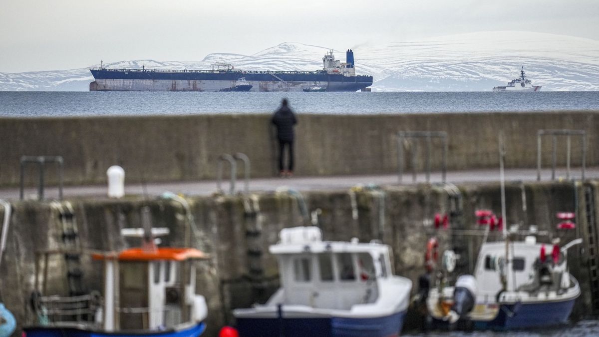 Zatrzymany przez USA tankowiec Marinera, zakotwiczony u wybrzeży Szkocji, 16 stycznia 2026 roku