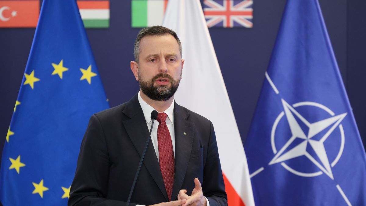 Szef MON mówił o dziurze w wydatkach na obronność