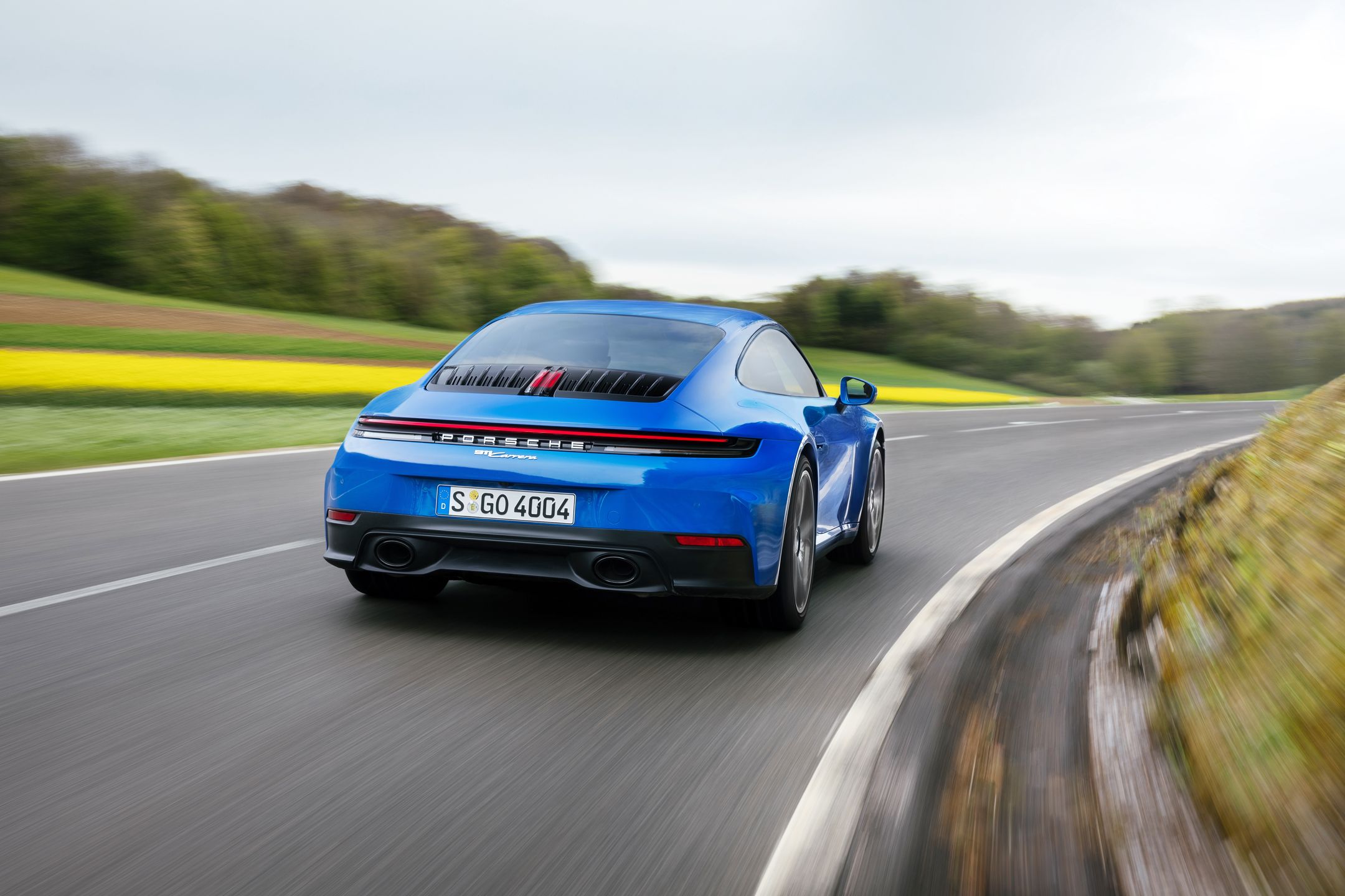 Nowe Porsche 911 Carrera 2024