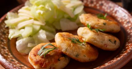 Z farszu na pierogi robię pyszne kotleciki. Nie mają mięsa, a znikają ze stołu w kilka chwil
