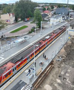 Kolejowy remont letniej stolicy Warmii i Mazur. Perony już dostępne