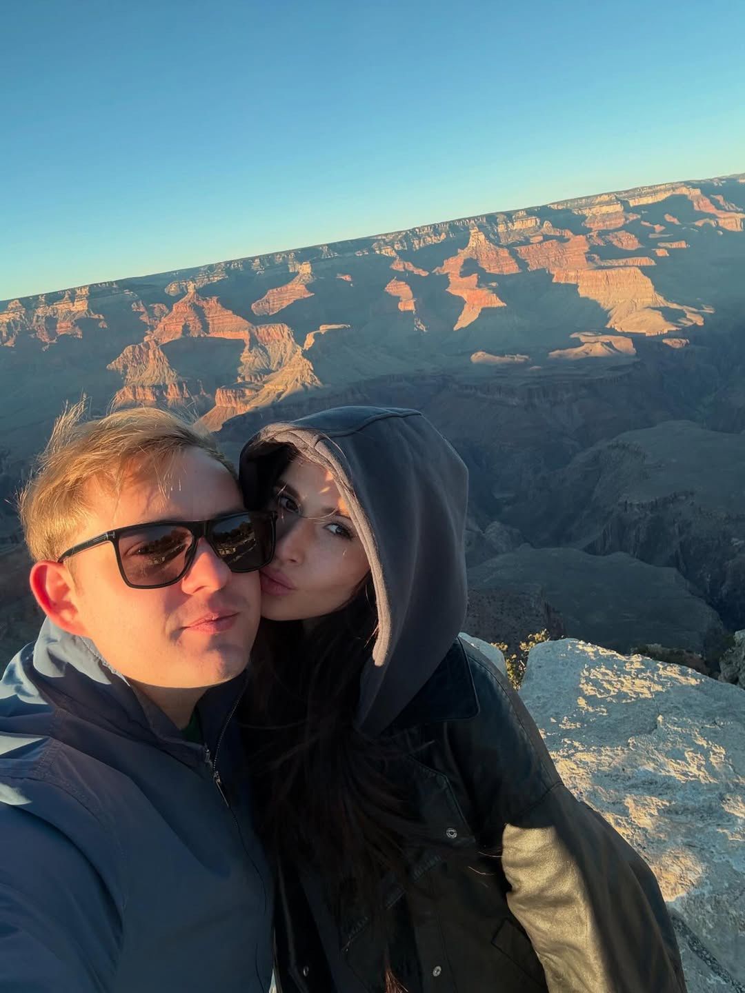 Roksana Węgiel i Kexin Mglej