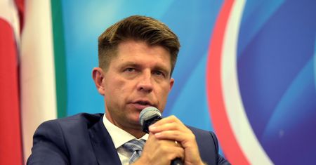 Idą duże zmiany w cenach prądu? Petru już ostrzega