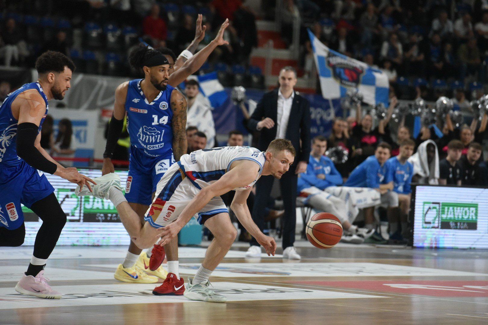 Co za odpowiedź Twardych Pierników! Anwil Włocławek znokautowany w Arenie Toruń. Gramy dalej o półfinał