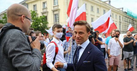 Wybory 2020. Bitwa o wyborców Krzysztofa Bosaka. Politycy Konfederacji ujawniają "grubo krojoną mistyfikację"