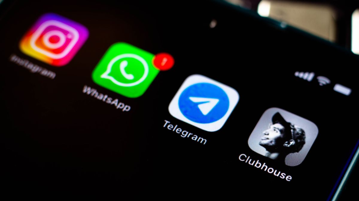 BRAZIL - 2021/02/10: In this photo illustration, the Clubhouse, Instagram, Telegram and WhatsApp apps seen displayed on a smartphone screen. (Photo Illustration by Rafael Henrique/SOPA Images/LightRocket via Getty Images)