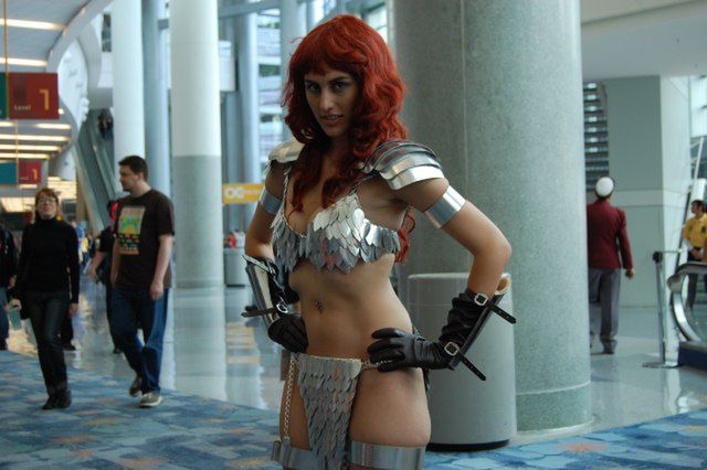 Dziewczyny z najfajniejszymi... kostiumami z WonderCon 2012 35