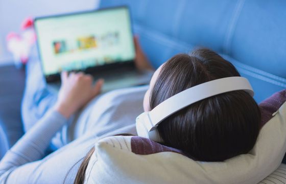 YouTube chce chronić młodych użytkowników. Wprowadza system weryfikacji wieku