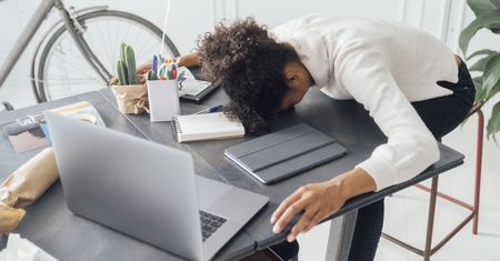 Zrelaksuj się po całym tygodniu pracy. Przed tobą 19 haseł