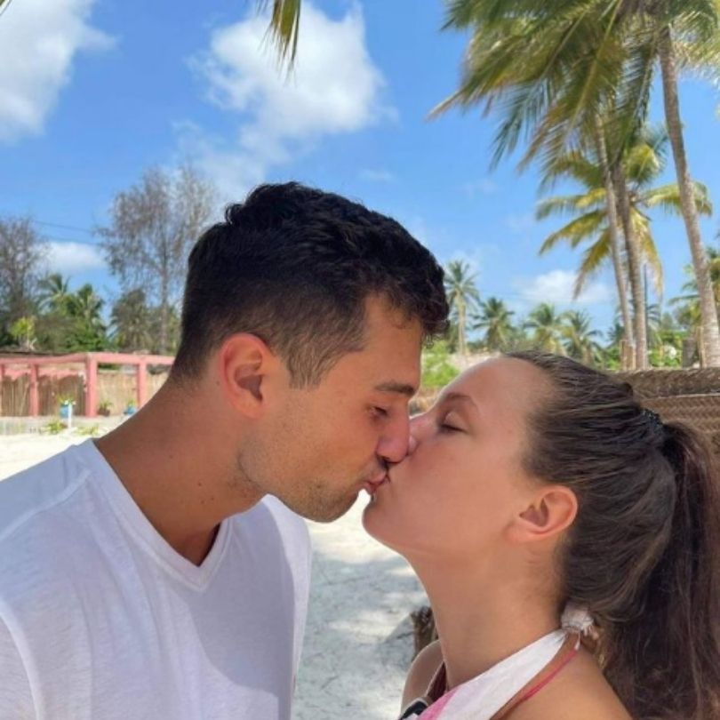 "Hotel Paradise". Bibi komentuje rozstanie z Simonem