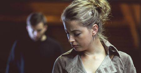"Sama tego chciała". Poczucie winy nieustannie towarzyszy ofiarom gwałtu