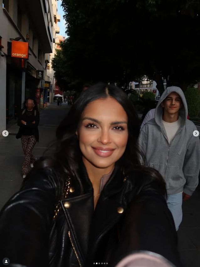Klaudia El Dursi z synem Dawidem