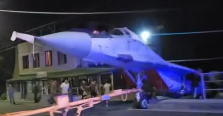 Nieudany transport rosyjskiej maszyny. MiG-29 uderzył w słup