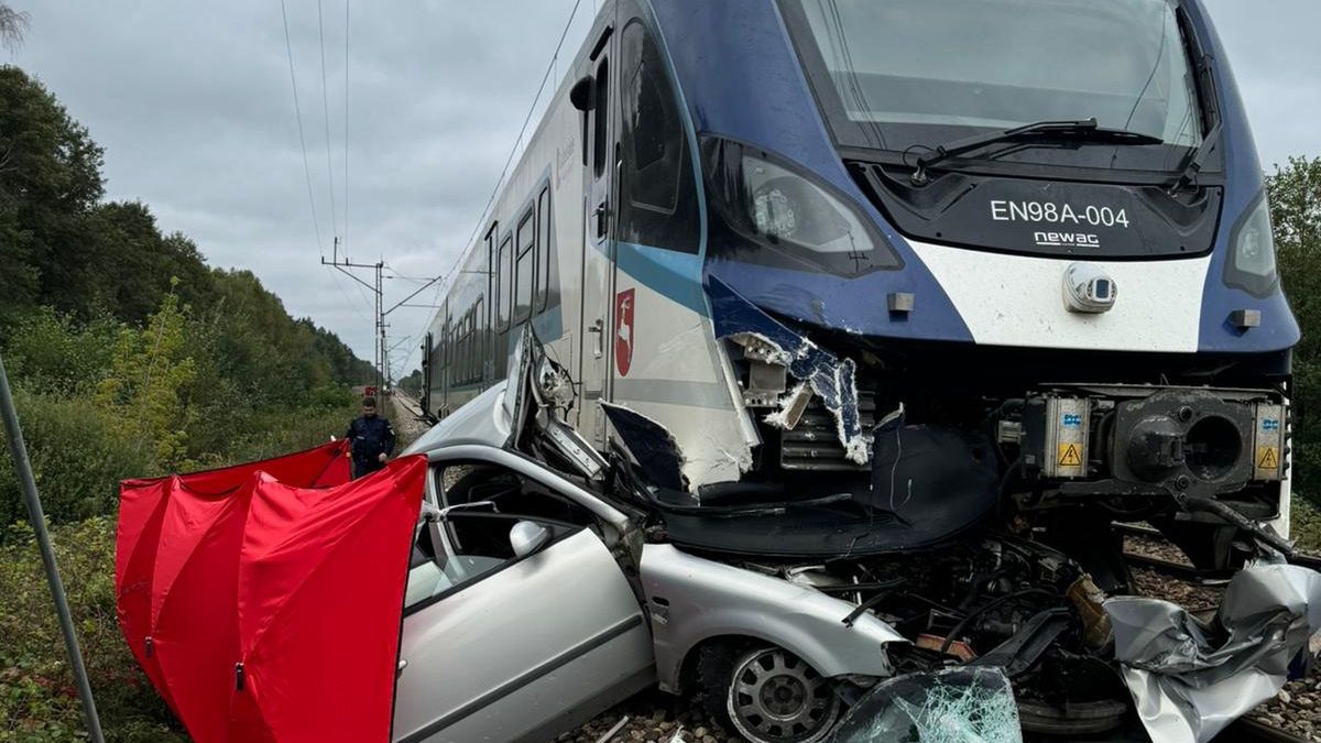 Kierująca samochodem zginęła na miejscu