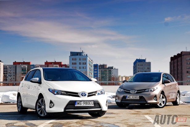 Toyota Auris 1,6 Multidrive S Prestige vs Toyota Auris HSD Prestige - sztuka wyboru [test autokult.pl]