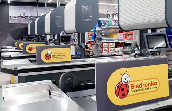 Biedronka wesprze producenta paluszków Beskidzkich po tragicznym pożarze