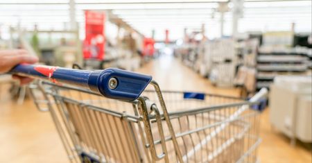 Polacy szykują się na falę upałów. Kupują dwa gadżety