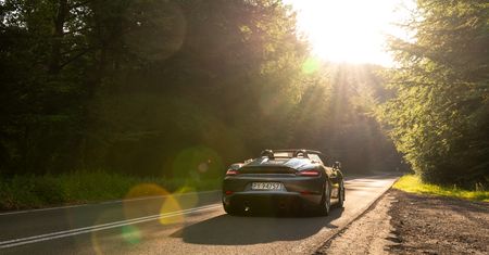 Porsche ostatecznie rezygnuje z powrotu spalinowego Boxstera i Caymana
