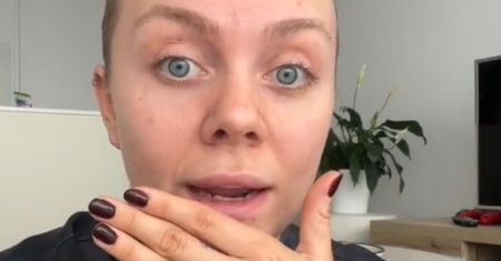 Wycisnęła półtorarocznego pryszcza. Skutki były opłakane