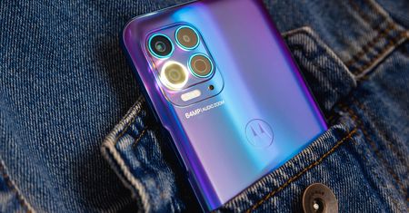 Motorola szykuje mobilne monstrum