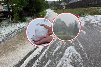 Załamanie pogody. Biało jak zimą. Czarne chmury, deszcz i silny wiatr