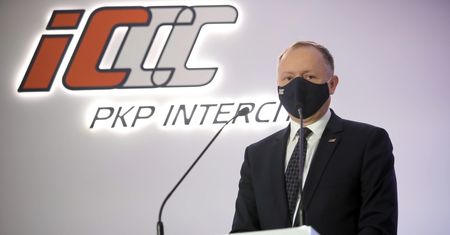 PKP Intercity ma umowę 10-letnią na usługi publiczne o wartości ok. 21 mld zł