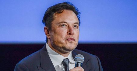Elon Musk zmienił zdanie ws. finansowania Starlink w Ukrainie