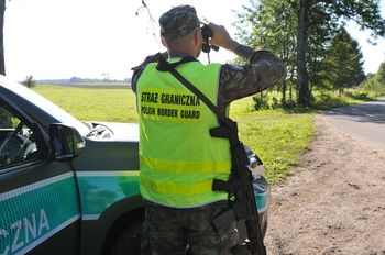 Turyści łamią przepisy przy granicy z Rosją. Grożą mandaty