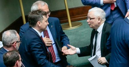 Nie panuje nad sporami? "Gdyby słuchali prezesa, to byłoby inaczej"