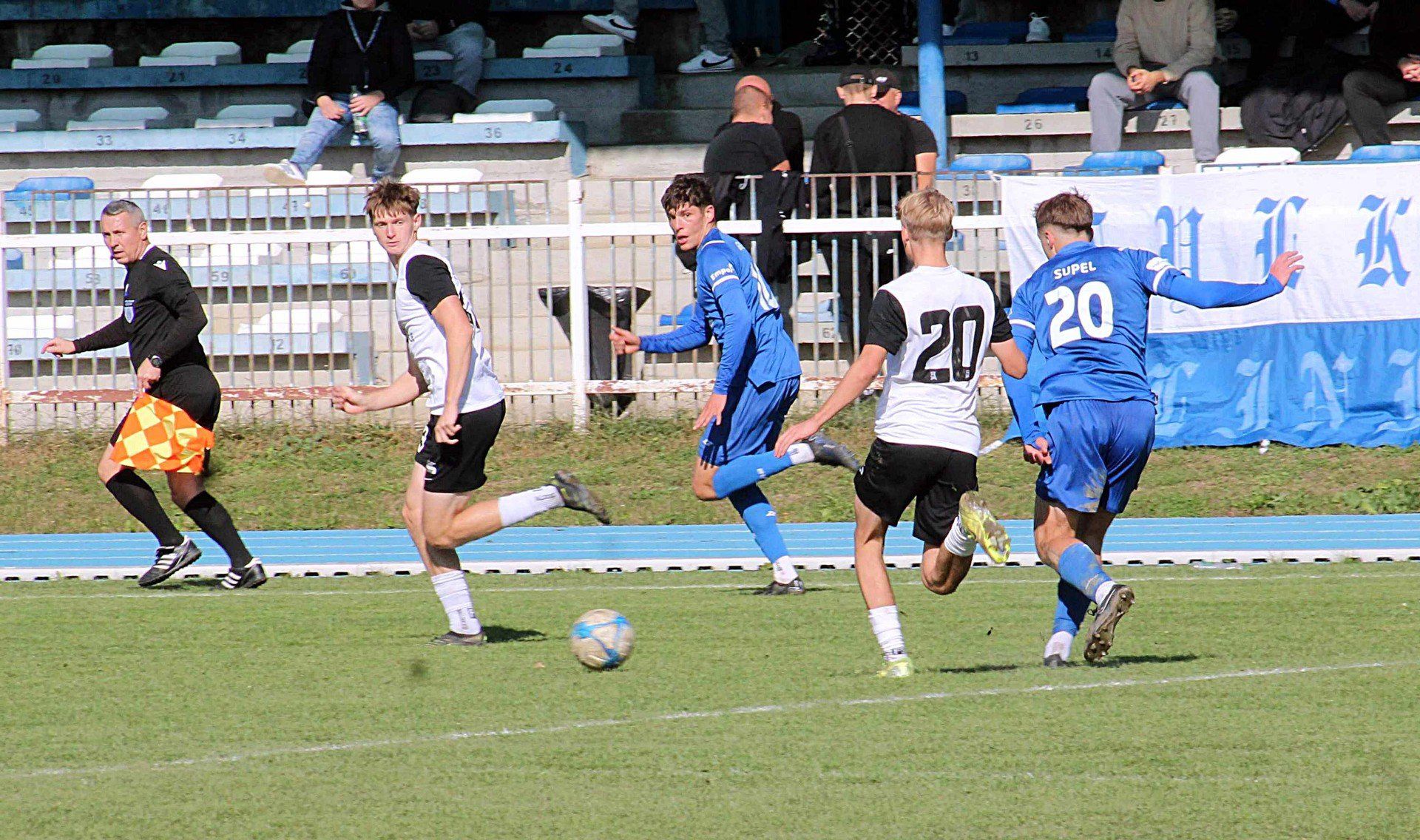 Glinik Gorlice - Puszcza II Niepołomice 1:2