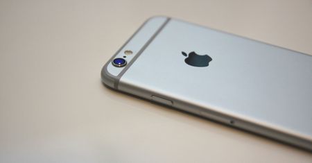 Apple może zapłacić kolejne gigantyczne odszkodowanie. Tym razem Europejczykom