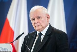 Smartfony zagrażają rządowi? "Prowadzą politykę wstydu"