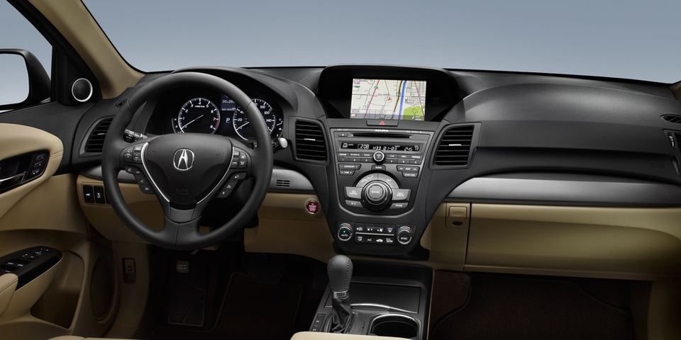 Najlepsze wnętrza 2013 roku wg WardsAuto World - dominacja marek azjatyckich [galeria] 2