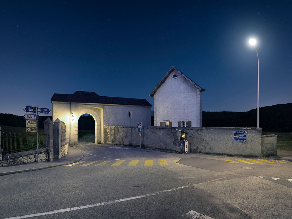 Wyimaginowany świat sztucznych budynków w projekcie ”Facades” Zachariego Gaudrillot-Roya 7
