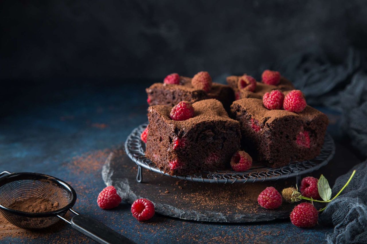 Brownie z malinami – klasyka w nowoczesnym wydaniu