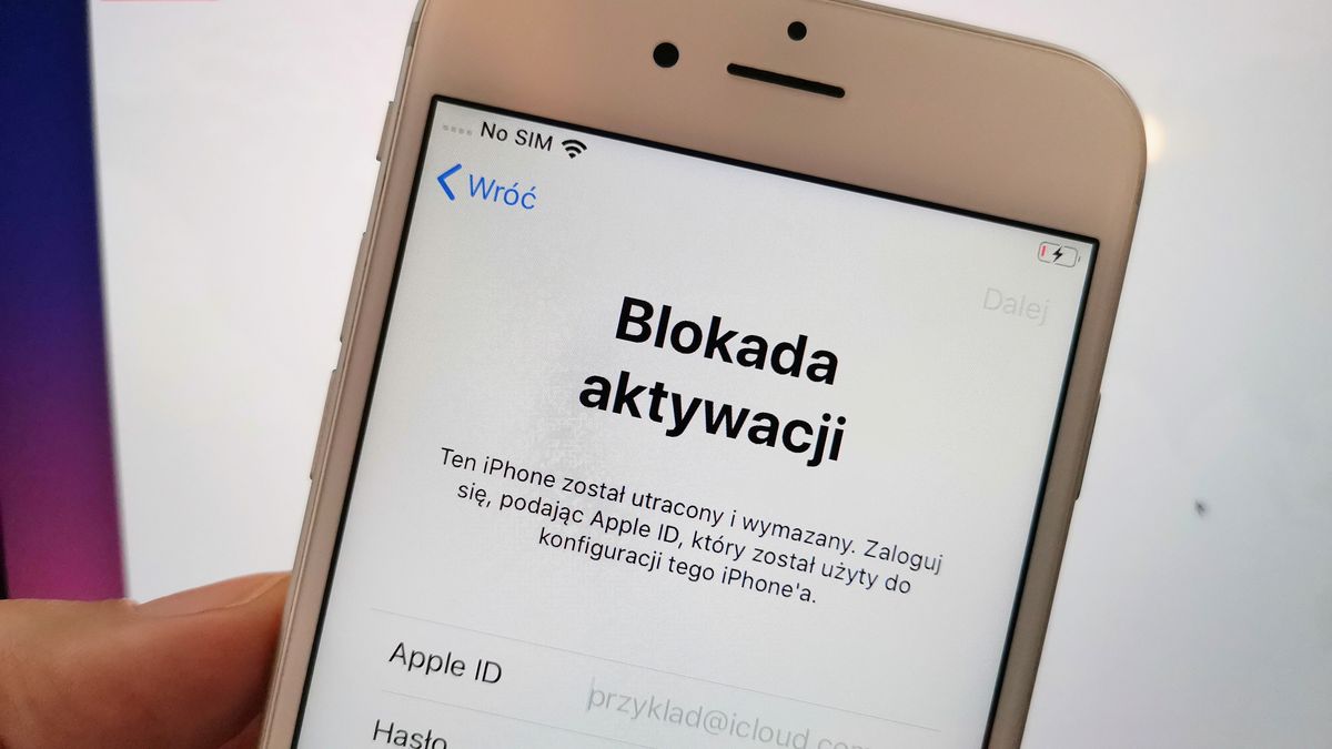 Tysiące działających iPhone'ów idą na przemiał. To nie wina Apple, tylko nasza