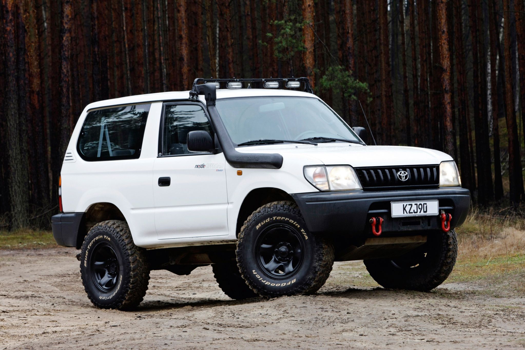 Toyota J90 po tuningu – bardziej modyfikować tego auta już nie warto