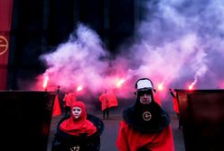 Pałowanie, dym i demonstracje. Takiego Szekspira jeszcze nie widzieliście