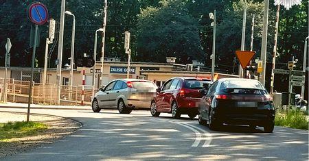 Sześć mandatów w kilka godzin. Po 2 tys. zł zapłacą nie tylko kierowcy