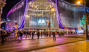 Galerie zamknięte. Wyprzedaże tylko w sieci