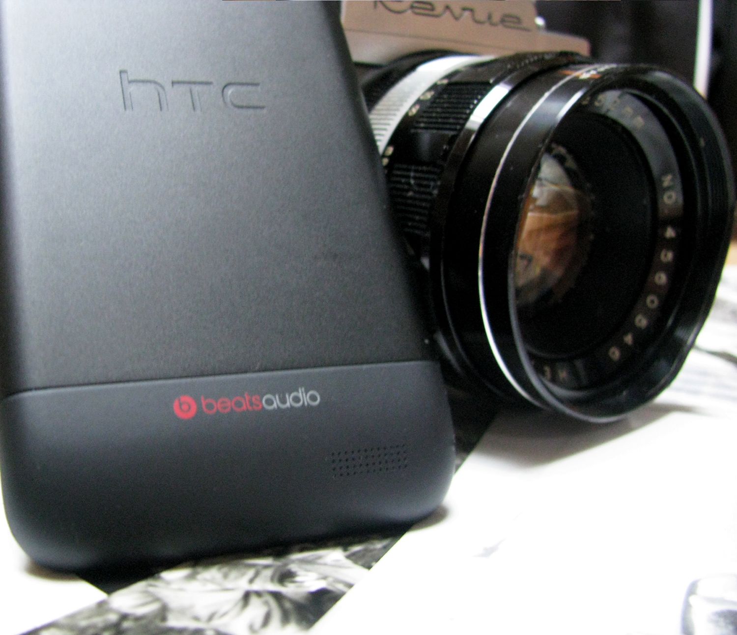 HTC One V - piękny w cieniu braci [test] 20