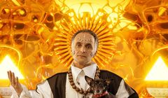 Artur Rojek jako psychodeliczny guru w kampanii OFF Festival