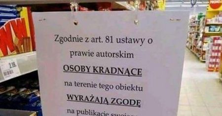 W sklepie schowali konserwy. Do tego posuwają się ludzie