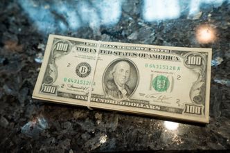 Kursy walut. Rynek znieczulony na inflację