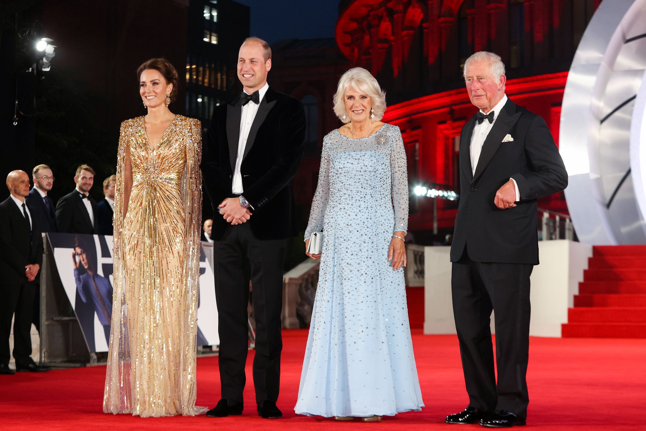 Król Karol III, królowa małżonka Camilla, księżna Kate i książę William